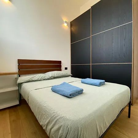 Modern 3 Bedrooms 米兰