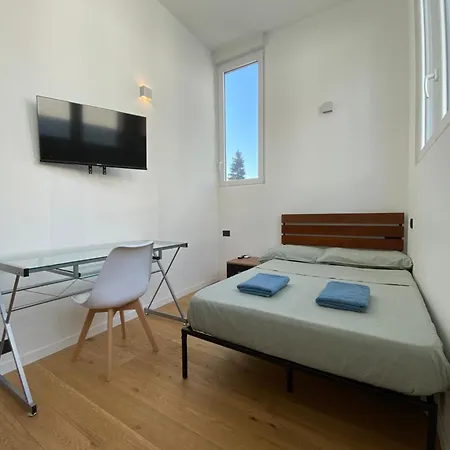 Modern 3 Bedrooms 公寓 *